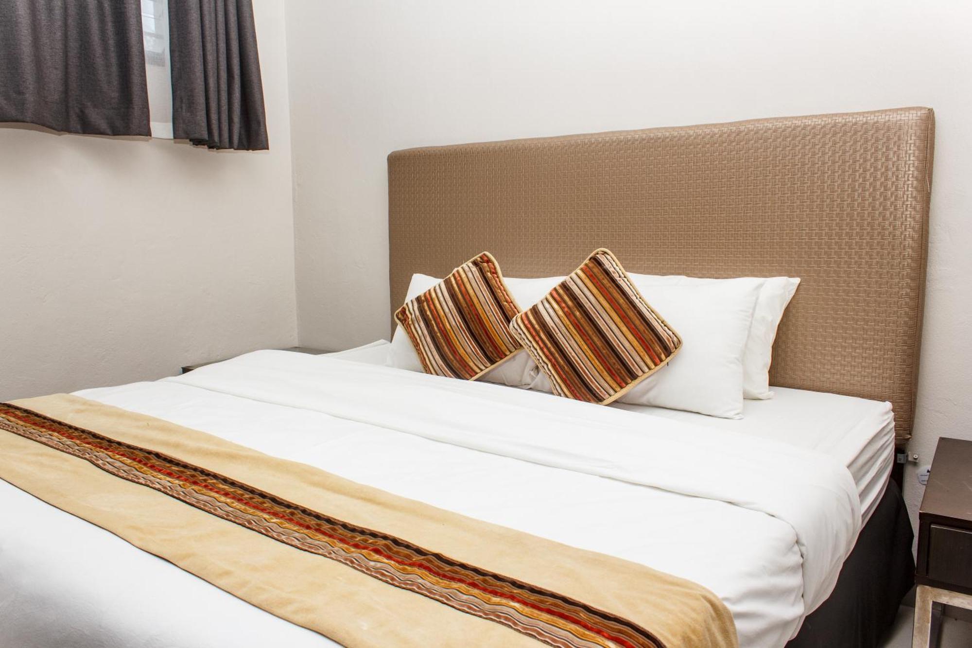 Cedar Place Limited Blantyre Dış mekan fotoğraf