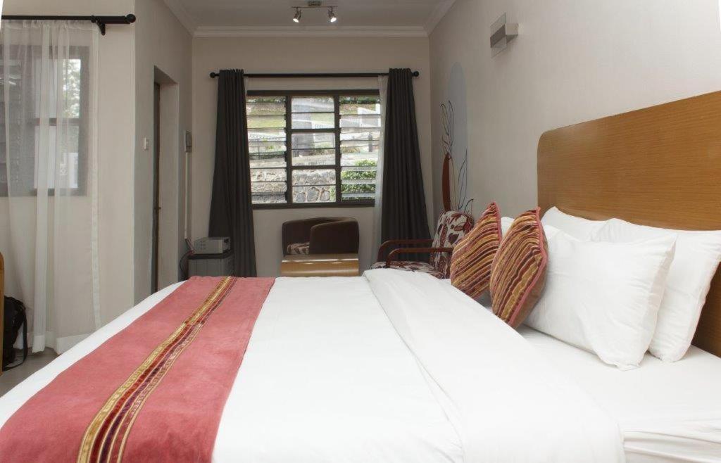 Cedar Place Limited Blantyre Dış mekan fotoğraf